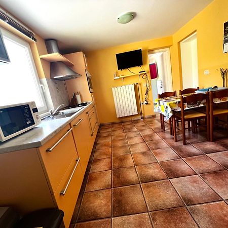 Na Kmetiji S Konji - Pogelsek Apartamento Ankaran Exterior foto