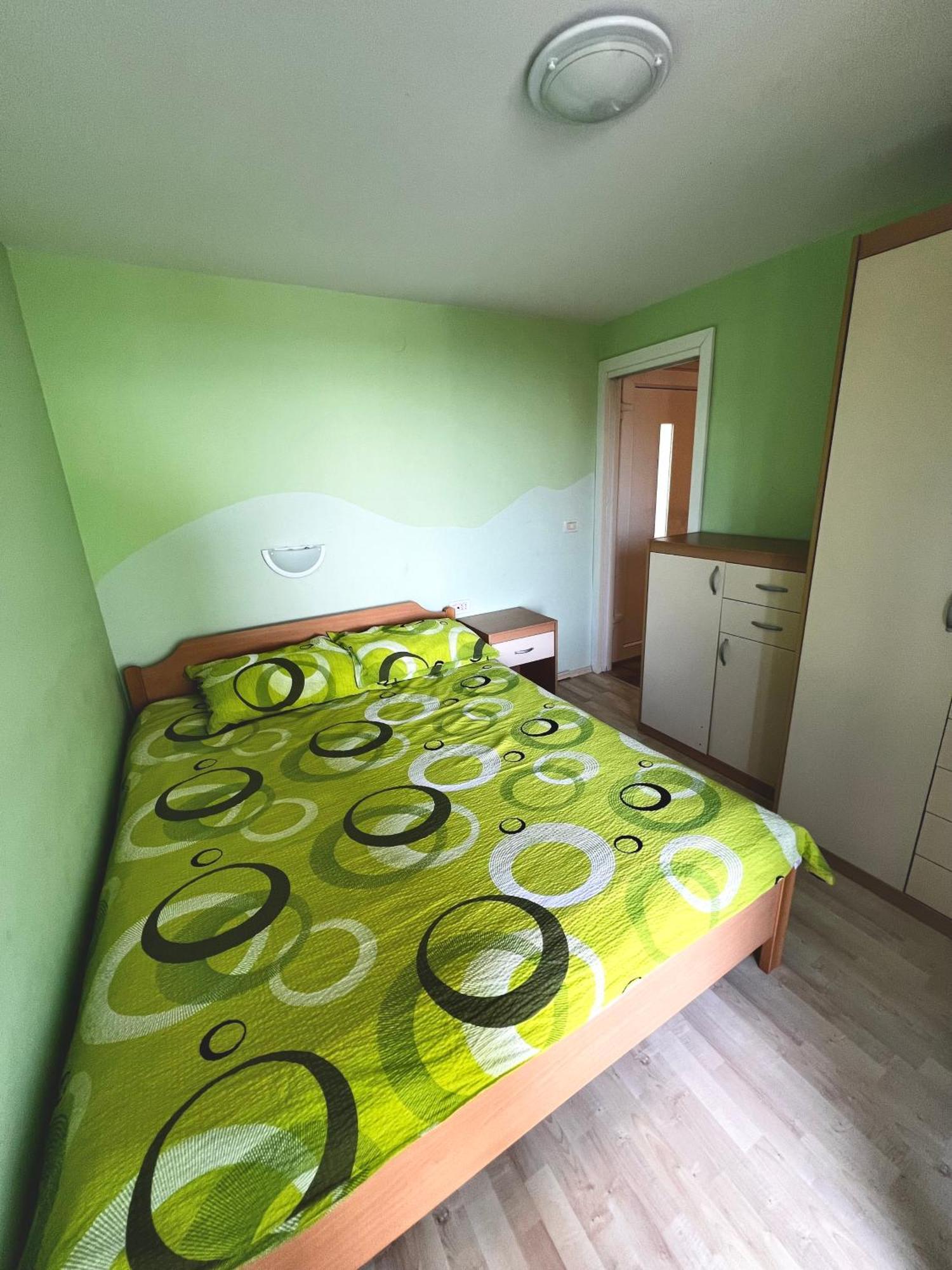 Na Kmetiji S Konji - Pogelsek Apartamento Ankaran Exterior foto