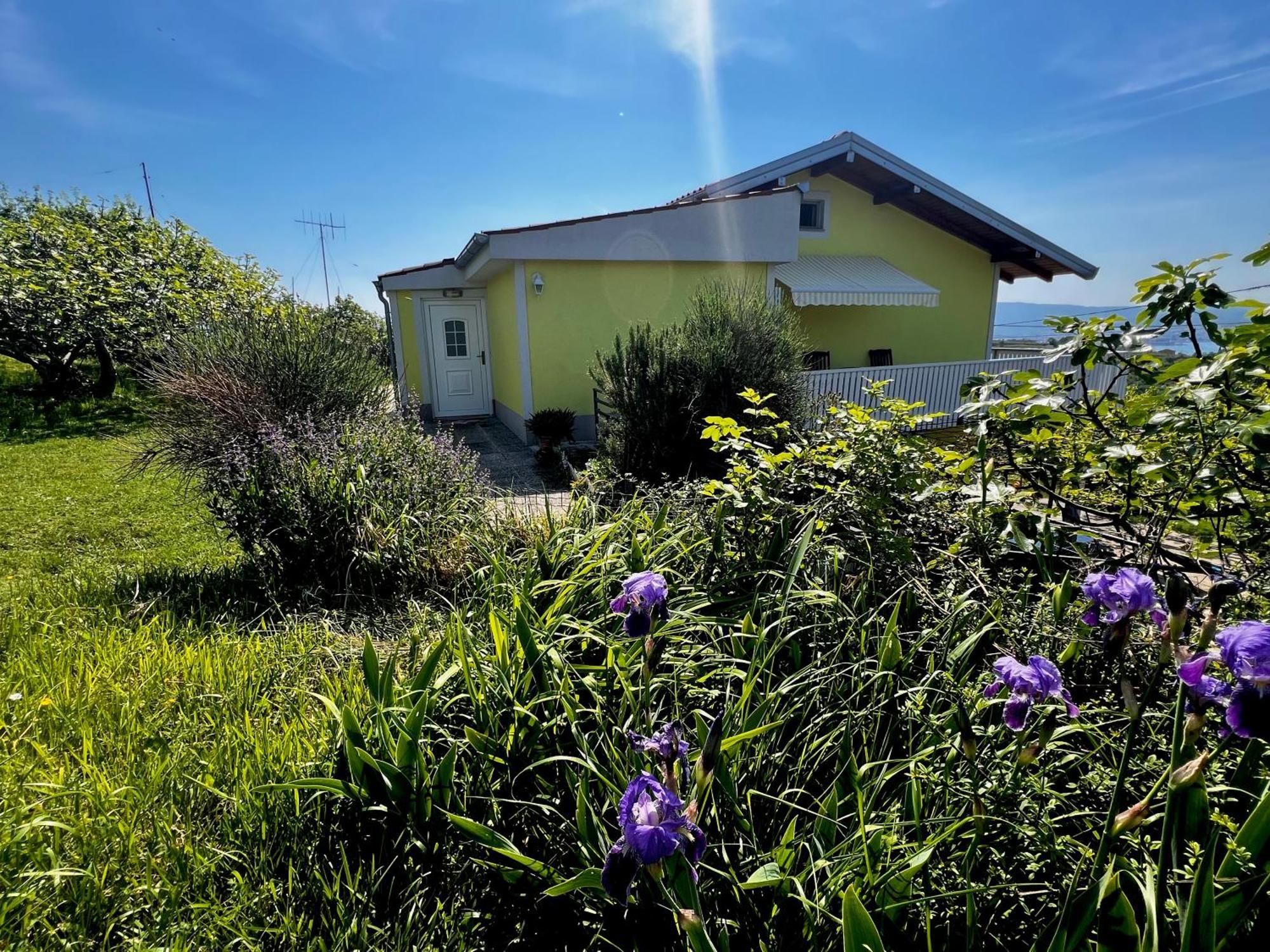 Na Kmetiji S Konji - Pogelsek Apartamento Ankaran Exterior foto